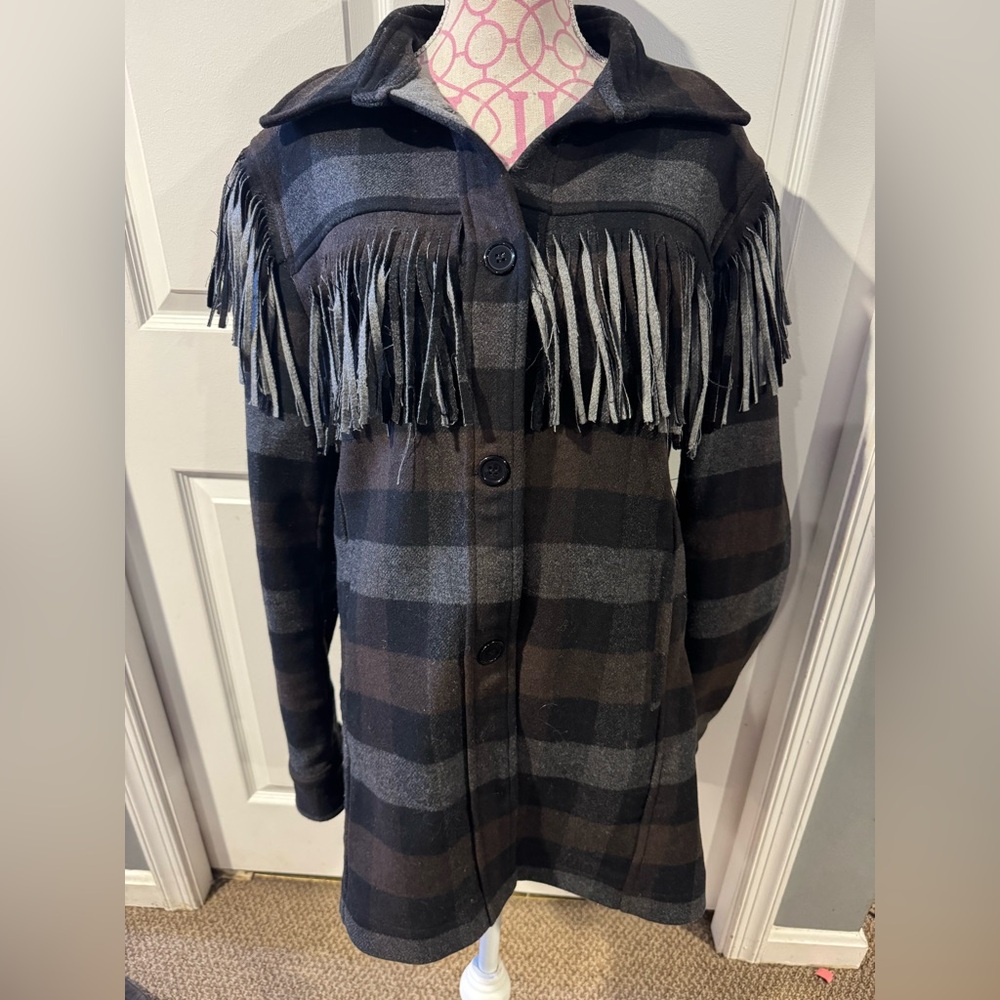 SOMETHING NAVY WOOL FLANNEL FRINGE COAT/JACKET/SHIRT.   Made in Italy